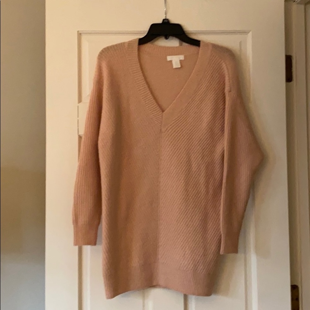 H & M sweater